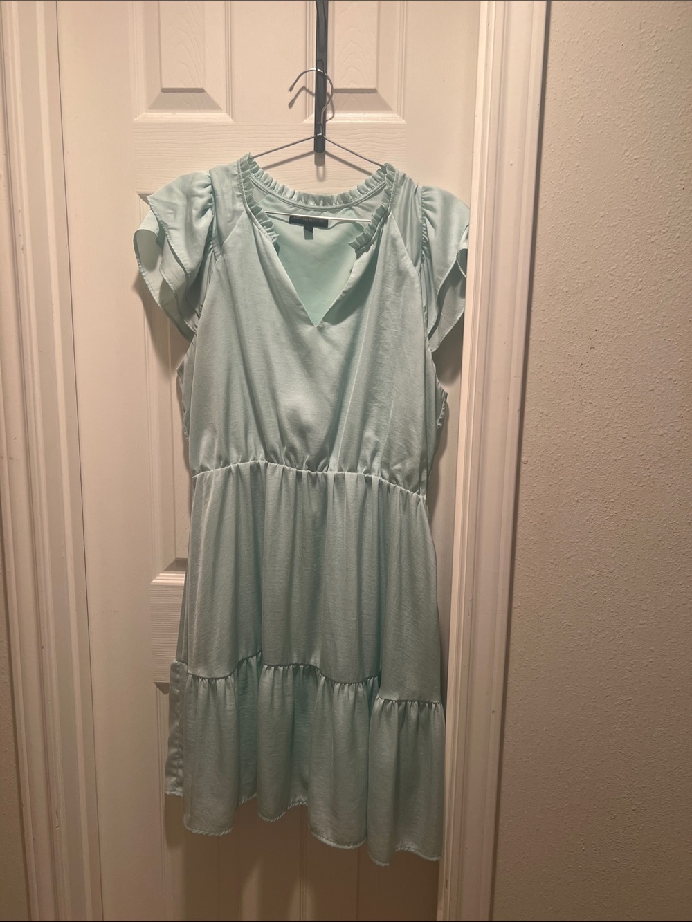 Light Mint Tiered V-Neck Women's Dress - Banana republic
